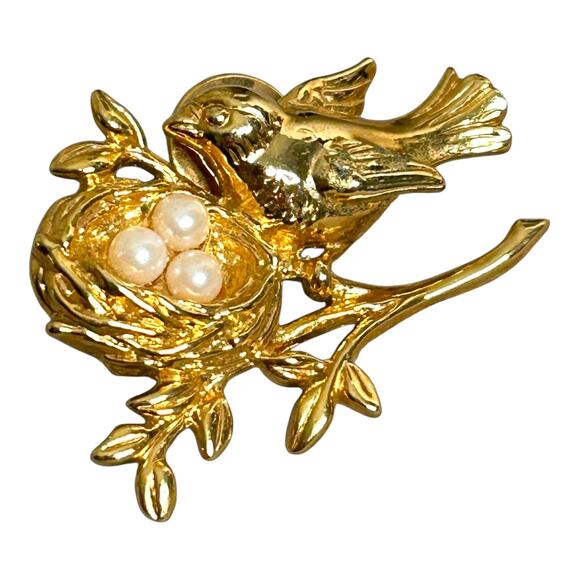 Vintage Bird and Nest Gold Tone Brooch Pin - Picture 1 of 3